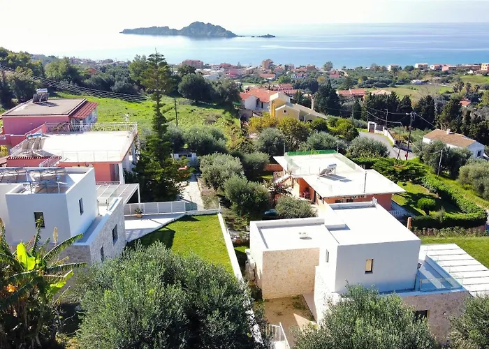 Arillas Dinos * アリラス